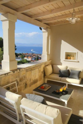 Villa Aries, Supetar